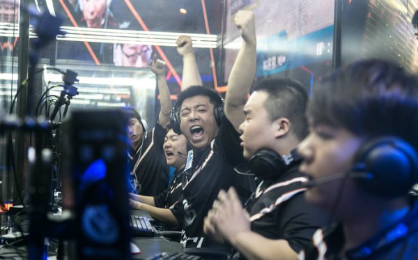 标锁定在攻 标锁定在攻