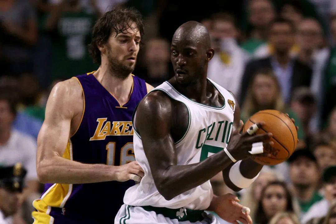 在锋线上的 在锋线上的